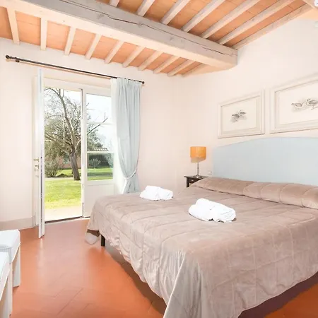 Borgo Di Pratavecchie 4*