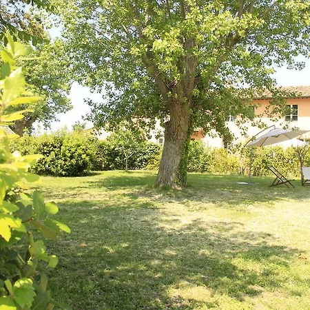 Bed & Breakfast Borgo Di Pratavecchie 4*