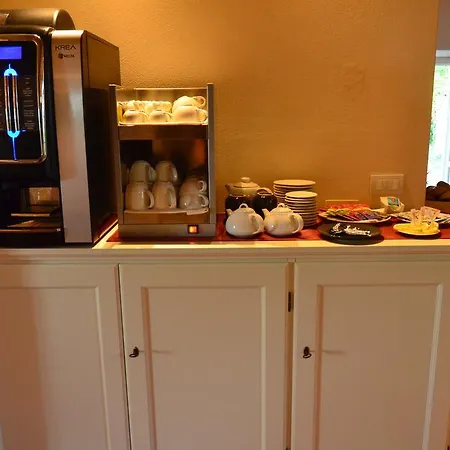 Borgo Di Pratavecchie Bed & Breakfast