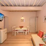 Borgo Di Pratavecchie