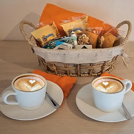 Borgo Di Pratavecchie Frühstückspension Migliarino Pisano