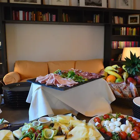 Borgo Di Pratavecchie Frühstückspension Migliarino Pisano