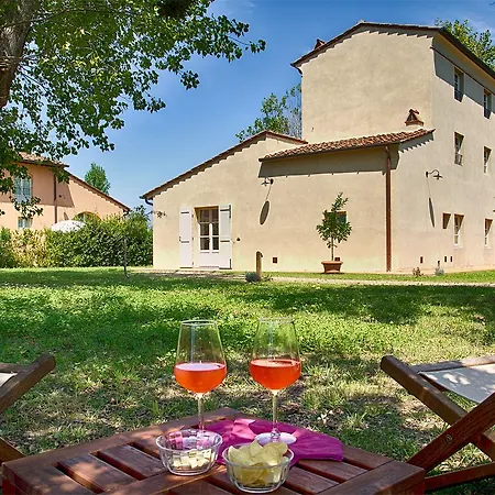 Alojamento de Acomodação e Pequeno-almoço Borgo Di Pratavecchie *